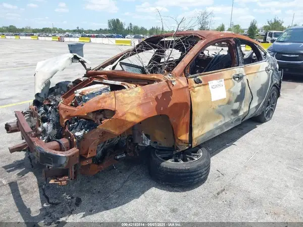 3FA6P0LU4JR197220 2018 FORD FUSION - Image 2