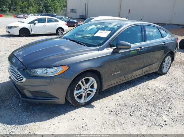 3FA6P0LU4JR208717 2018 FORD FUSION - Image 2