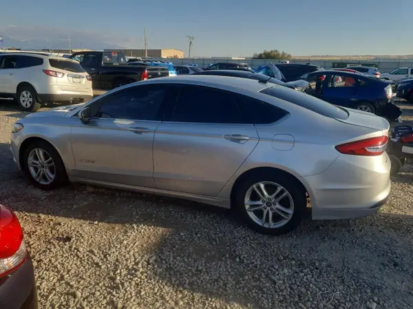 3FA6P0LU4JR211651 2018 FORD FUSION - Image 2