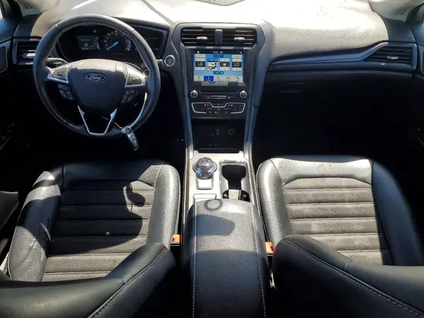 3FA6P0LU4JR211889 2018 FORD FUSION - Image 8