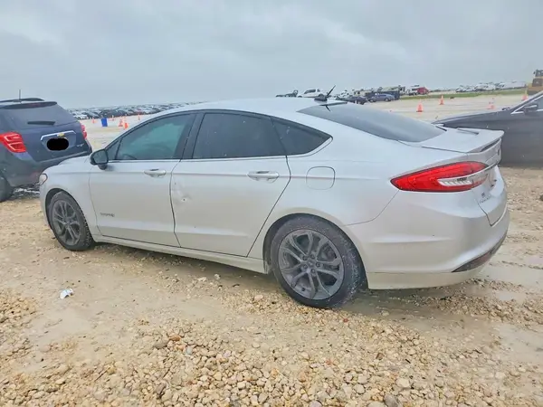 3FA6P0LU4JR219524 2018 FORD FUSION - Image 2
