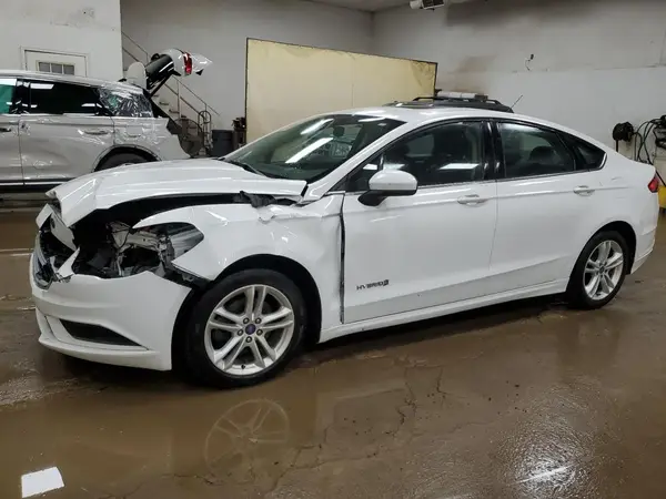 3FA6P0LU4JR219846 2018 FORD FUSION - Image 1