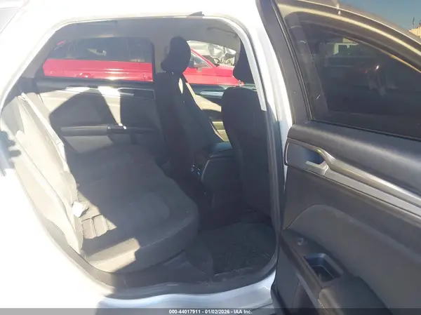 3FA6P0LU4JR225839 2018 FORD FUSION - Image 8