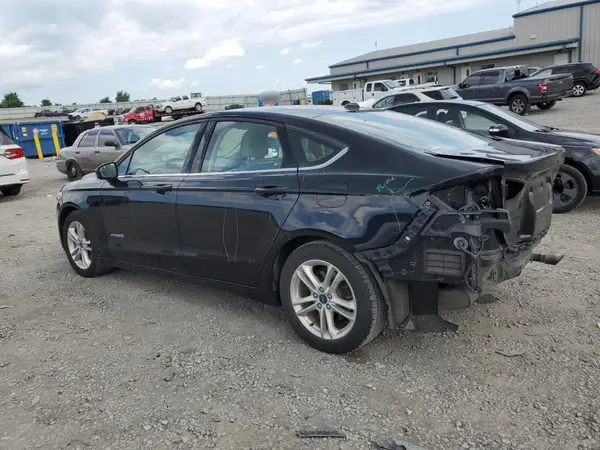 3FA6P0LU4JR245377 2018 FORD FUSION - Image 2