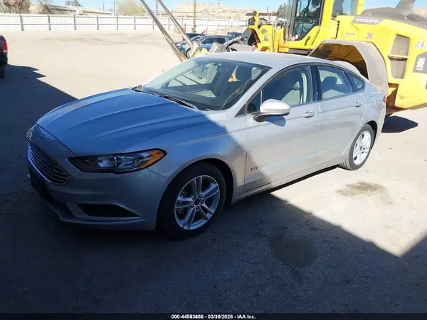 3FA6P0LU4JR250658 2018 FORD FUSION - Image 2