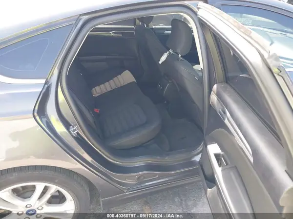 3FA6P0LU4JR261594 2018 FORD FUSION - Image 8
