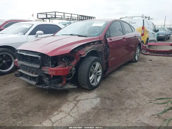 3FA6P0LU4JR267749 2018 FORD FUSION - Image 2