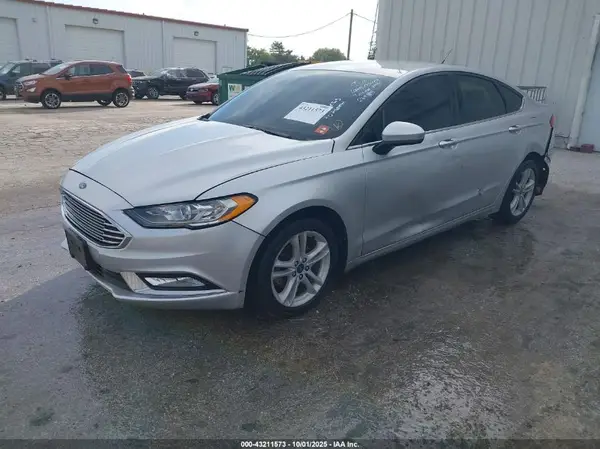 3FA6P0LU4JR269405 2018 FORD FUSION - Image 2