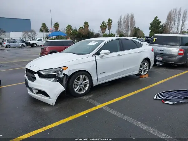 3FA6P0LU4JR274619 2018 FORD FUSION - Image 2