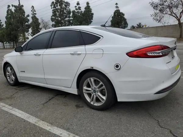 3FA6P0LU4JR278640 2018 FORD FUSION - Image 2