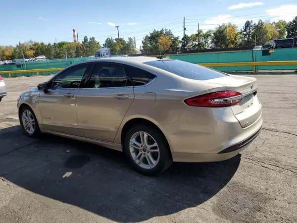 3FA6P0LU4JR281327 2018 FORD FUSION - Image 2