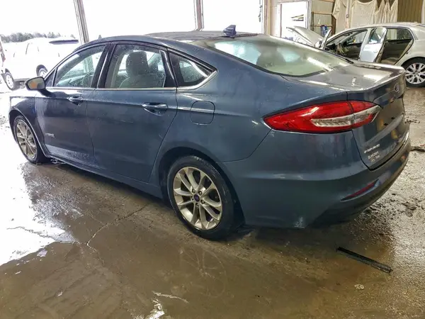 3FA6P0LU4KR107579 2019 FORD FUSION - Image 2
