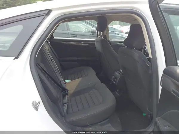 3FA6P0LU4KR109090 2019 FORD FUSION - Image 8