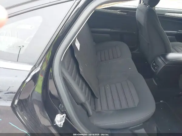 3FA6P0LU4KR110630 2019 FORD FUSION - Image 8