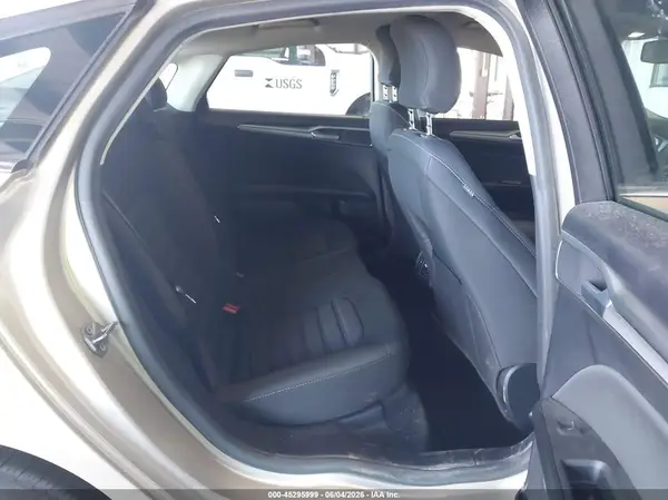 3FA6P0LU4KR115746 2019 FORD FUSION - Image 8