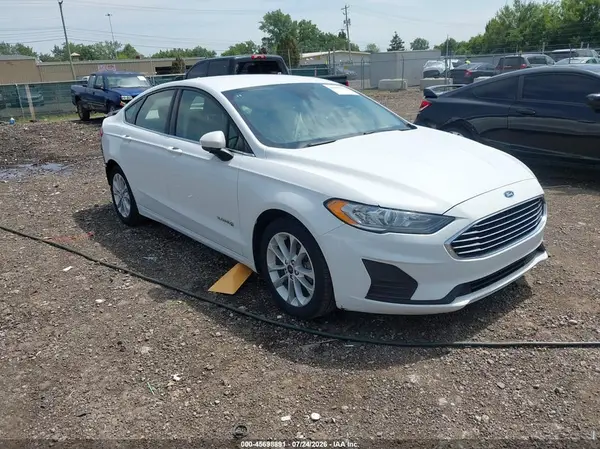 3FA6P0LU4KR124446 2019 FORD FUSION - Image 1