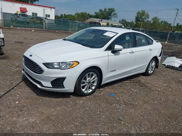 3FA6P0LU4KR124446 2019 FORD FUSION - Image 2