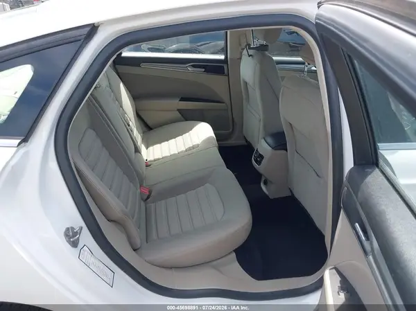 3FA6P0LU4KR124446 2019 FORD FUSION - Image 8