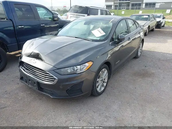 3FA6P0LU4KR124480 2019 FORD FUSION - Image 2