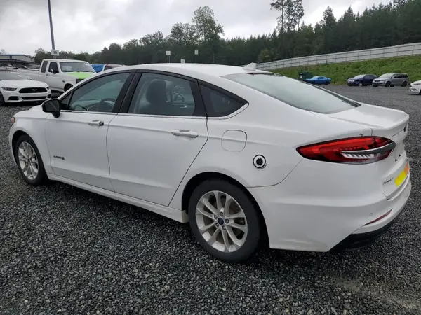 3FA6P0LU4KR124785 2019 FORD FUSION - Image 2