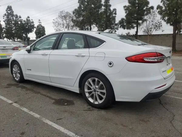 3FA6P0LU4KR124902 2019 FORD FUSION - Image 2
