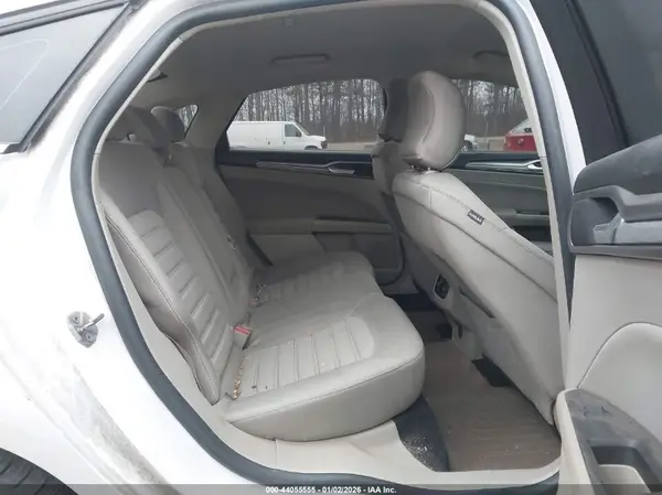 3FA6P0LU4KR128738 2019 FORD FUSION - Image 8