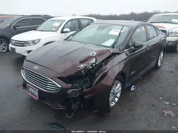 3FA6P0LU4KR129727 2019 FORD FUSION - Image 2