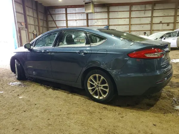 3FA6P0LU4KR130098 2019 FORD FUSION - Image 2