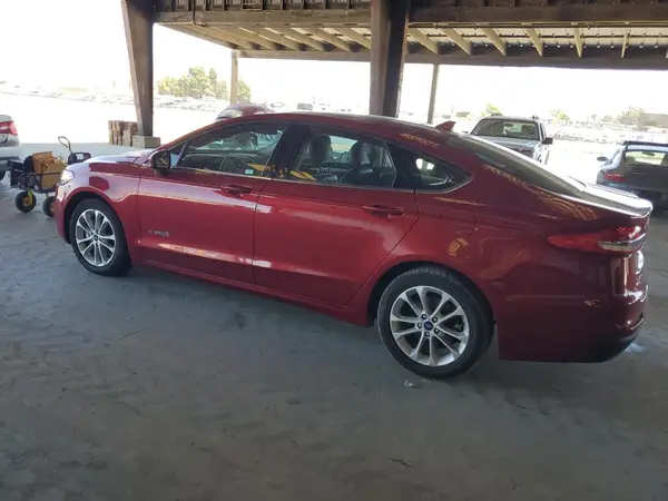 3FA6P0LU4KR135866 2019 FORD FUSION - Image 2