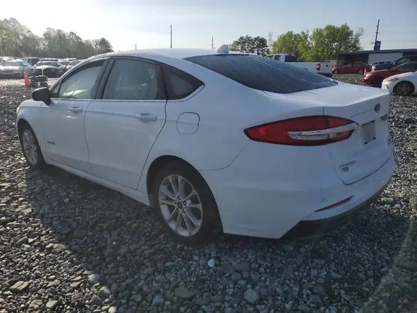 3FA6P0LU4KR139982 2019 FORD FUSION - Image 2