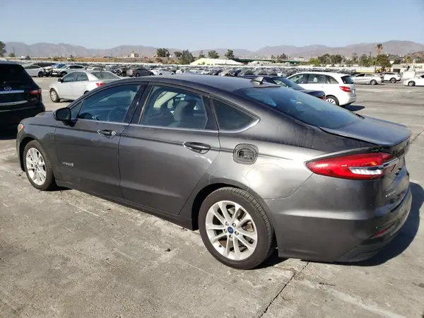 3FA6P0LU4KR143708 2019 FORD FUSION - Image 2