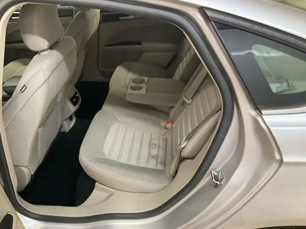 2019 FORD FUSION auction photo 7