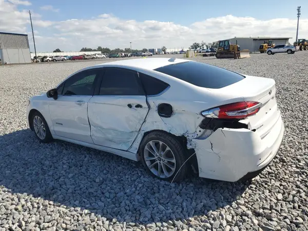 3FA6P0LU4KR157396 2019 FORD FUSION - Image 2