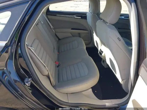 3FA6P0LU4KR157656 2019 FORD FUSION - Image 8