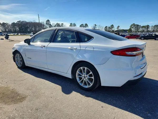 3FA6P0LU4KR162629 2019 FORD FUSION - Image 2