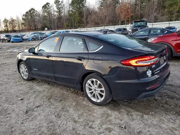 3FA6P0LU4KR163165 2019 FORD FUSION - Image 2