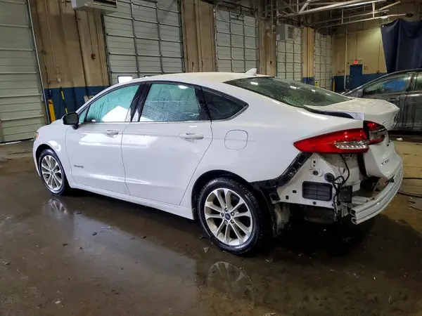 3FA6P0LU4KR167703 2019 FORD FUSION - Image 2