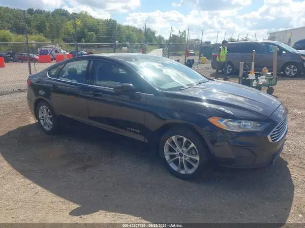 3FA6P0LU4KR169192 2019 FORD FUSION - Image 1