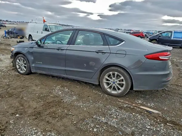 3FA6P0LU4KR172223 2019 FORD FUSION - Image 2