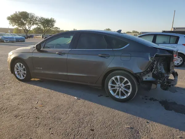 3FA6P0LU4KR193945 2019 FORD FUSION - Image 2