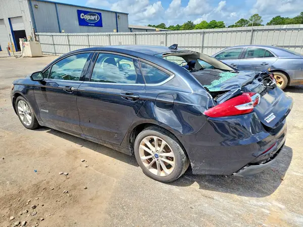 3FA6P0LU4KR197929 2019 FORD FUSION - Image 2