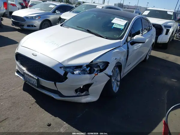 3FA6P0LU4KR201008 2019 FORD FUSION - Image 2