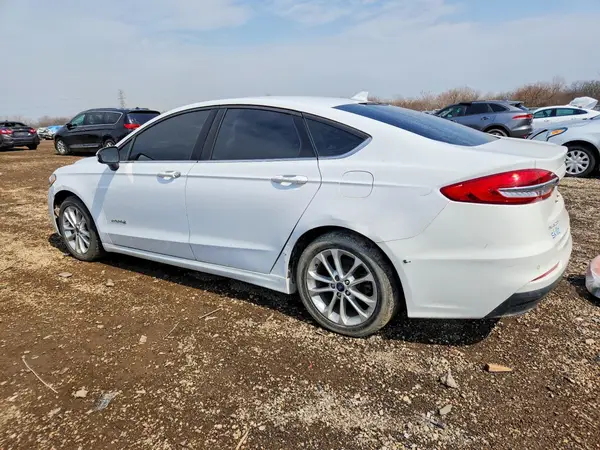 3FA6P0LU4KR204667 2019 FORD FUSION - Image 2