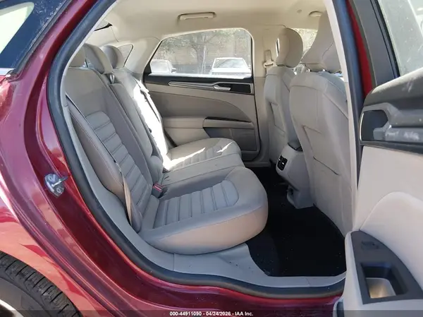 3FA6P0LU4KR206175 2019 FORD FUSION - Image 8