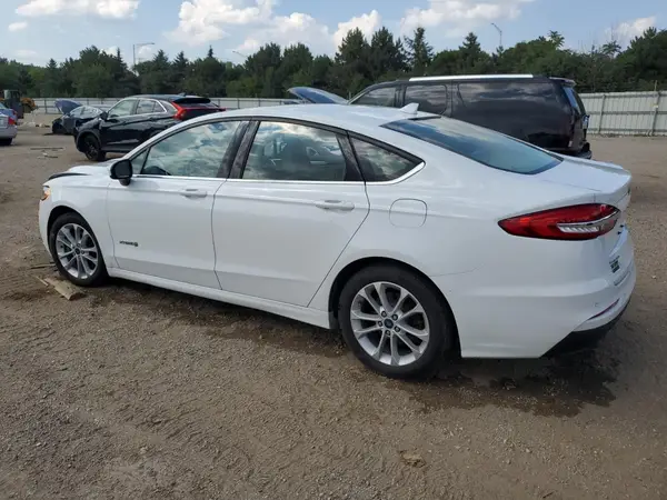 3FA6P0LU4KR206581 2019 FORD FUSION - Image 2