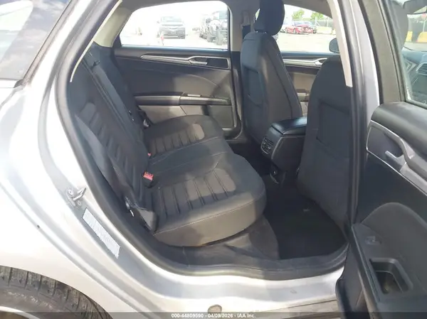 3FA6P0LU4KR206645 2019 FORD FUSION - Image 8