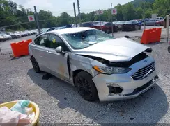 3FA6P0LU4KR207553 2019 FORD FUSION
