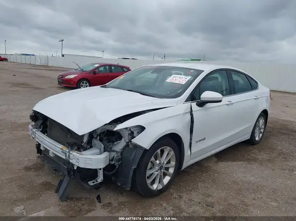 3FA6P0LU4KR207780 2019 FORD FUSION - Image 2