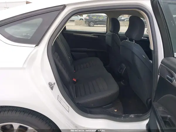 3FA6P0LU4KR207780 2019 FORD FUSION - Image 8