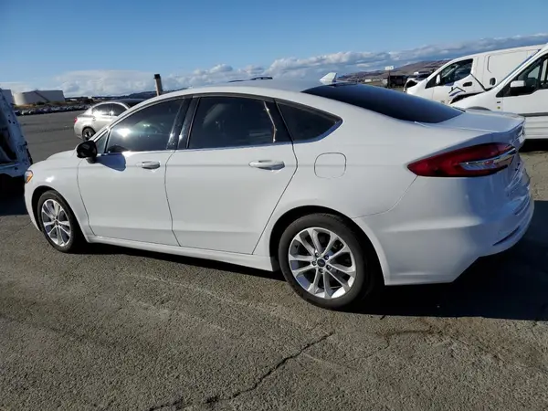 3FA6P0LU4KR236082 2019 FORD FUSION - Image 2